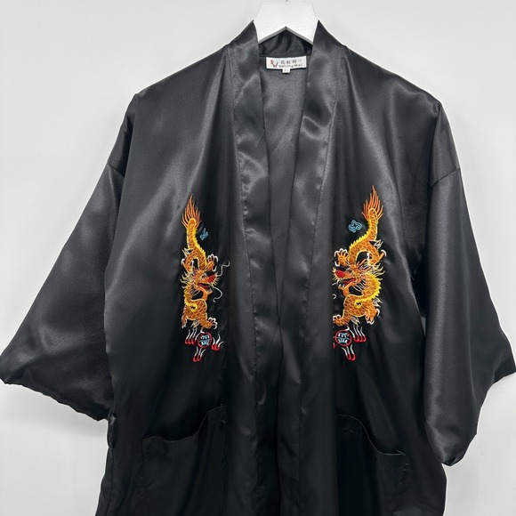 Vintage Uahong Mei Asian Satin Kimono Robe Size XL No Belt Embroidered Dragon - Picture 4 of 13